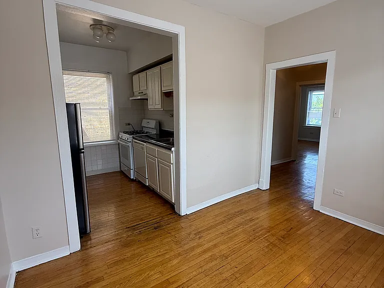 4256 N Mozart St #3A — Photo 5
