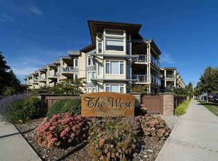 5160 Davis Bay Rd #105, Sechelt, BC V7Z 0H3