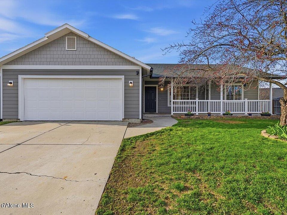 1st image of 215 W Chippewa Dr