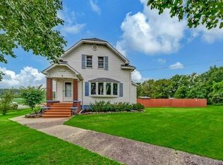 13651 Bloomingdale Rd, Akron, NY 14001