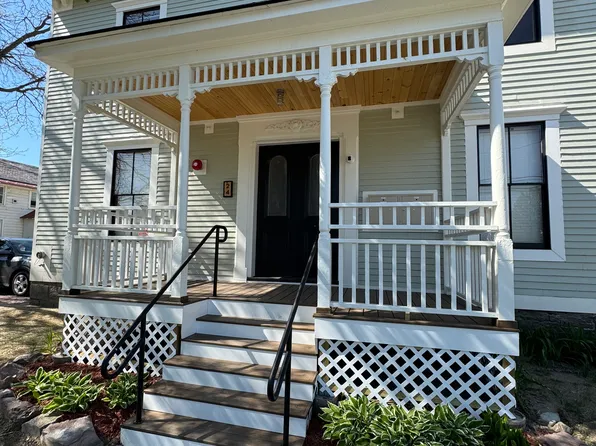 24 Grant St #4, Burlington, VT 05401