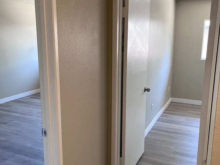 1532 E Fairfield Ct #4 — Photo 12