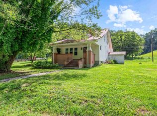 6644 Ferrell Rd, Belspring, VA 24058