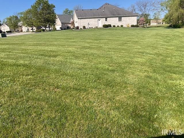 2nd image of 1826 Hunters Cove Cir