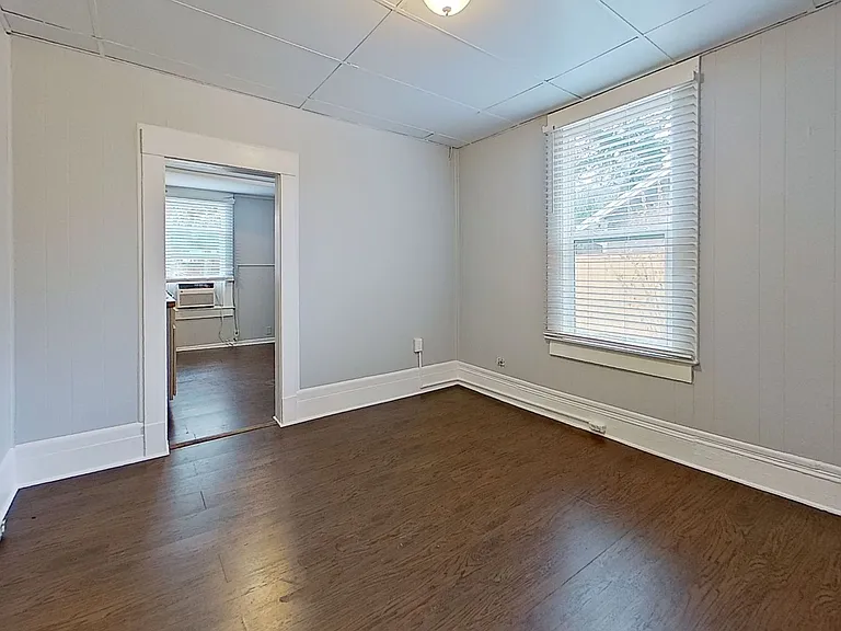 Palm Avenue Triplex — Photo 8