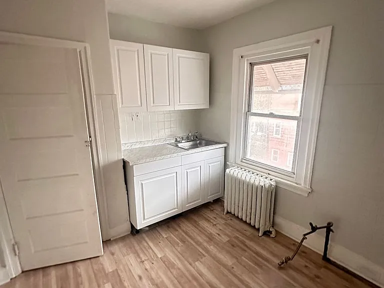 4950 Walnut Street — Photo 6