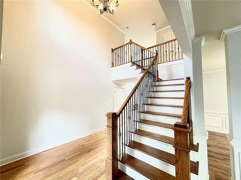 2620 Village Chase Dr — Photo 5