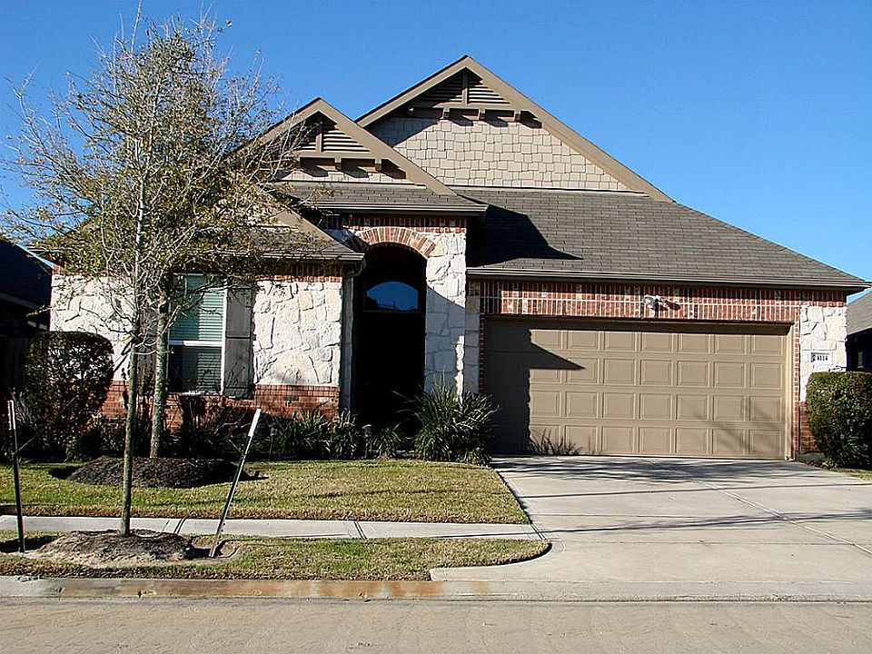 1st image of 24114 Buffalo Cove Ln