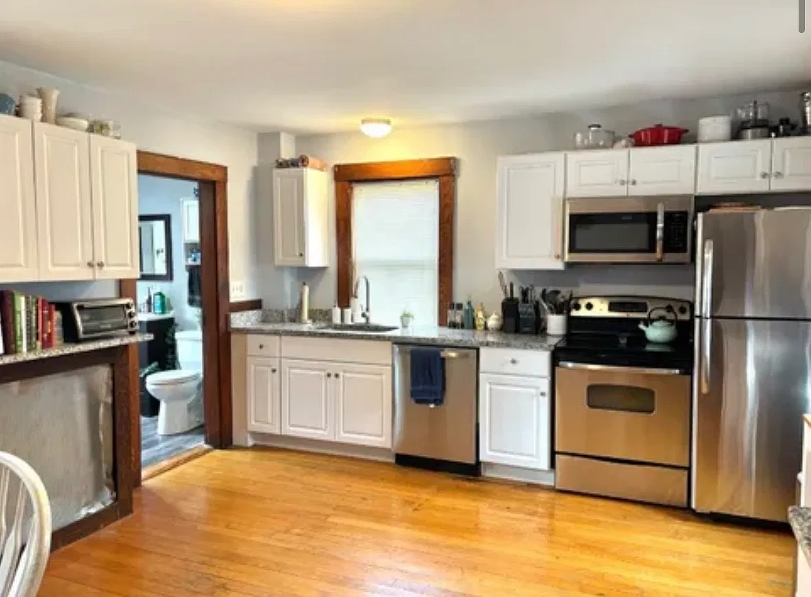 2 bed, $2,750 — Photo 3