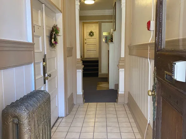 918-24 Knapp, 918 E Knapp St #15, Milwaukee, WI 53202