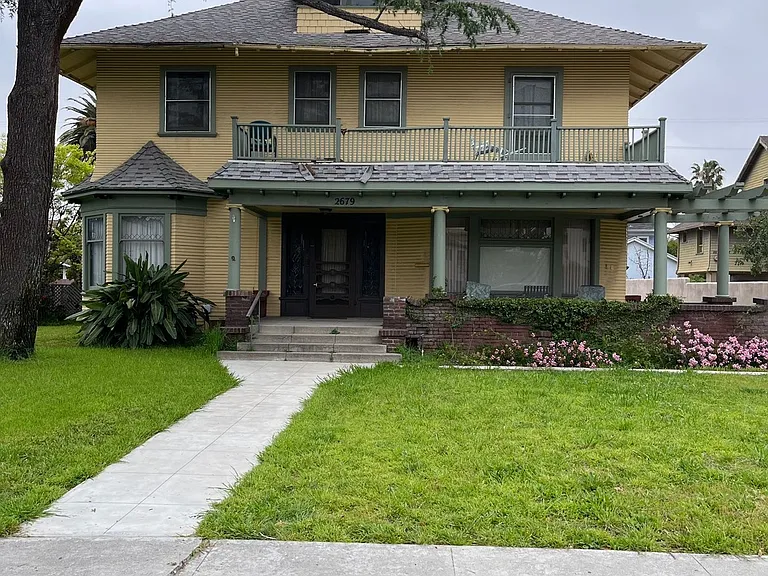 2679 Menlo Ave #3 — Photo 9