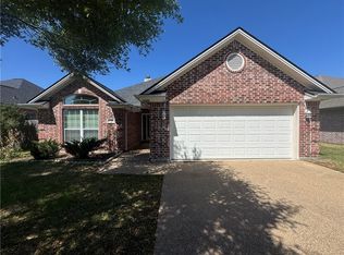 205 Rugen Ln, College Station, TX 77845