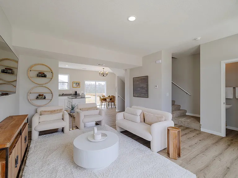 3431 Glenbrook Cir S — Photo 8