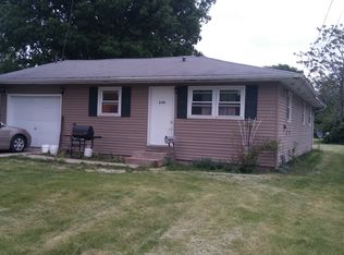 248 S Plum St, Bement, IL 61813