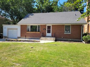 609 S Sleight St, Naperville, IL 60540