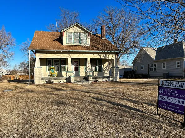 1248 2nd St, Phillipsburg, KS 67661