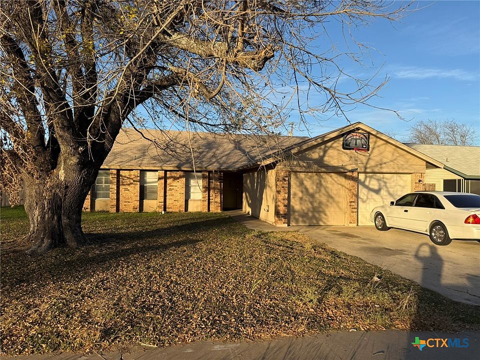 1st image of 2308 Shoemaker Dr