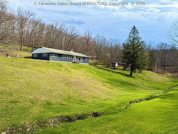 2nd image of 9 Samantha Dr