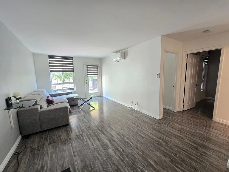 5540 Lindo Paseo #3 — Photo 2