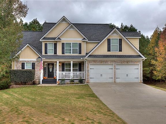 2nd image of 33 Carriage Ln