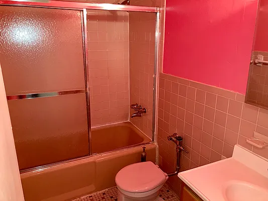 Rented by Chantior Real Estate LLC | media 9
