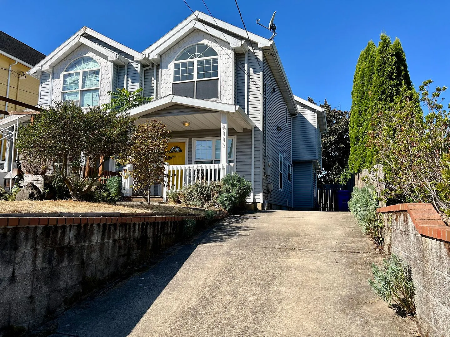 Spacious, Updated 3-Bedroom Home with Den & Fenced Patio, Near Alberta! — Photo 1