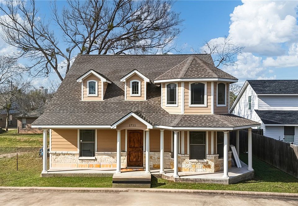 1st image of 1711 Boardwalk Ct