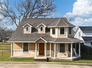 1711 Boardwalk Ct, College Station, TX 77840