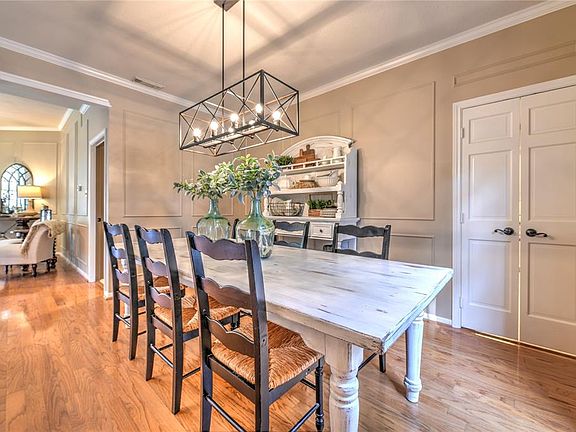 5th image of 5835 Woodland Falls Dr