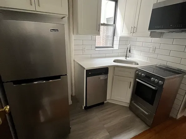 532 E 82nd St, New York, NY