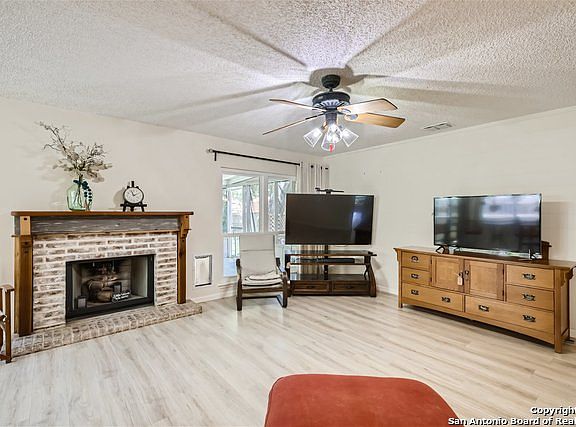4th image of 11212 White Sands St
