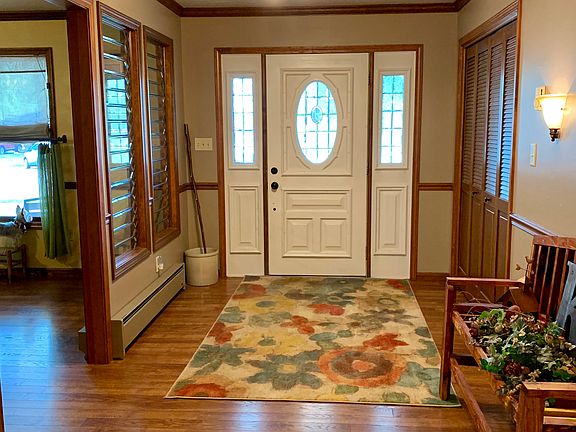 Front entryway