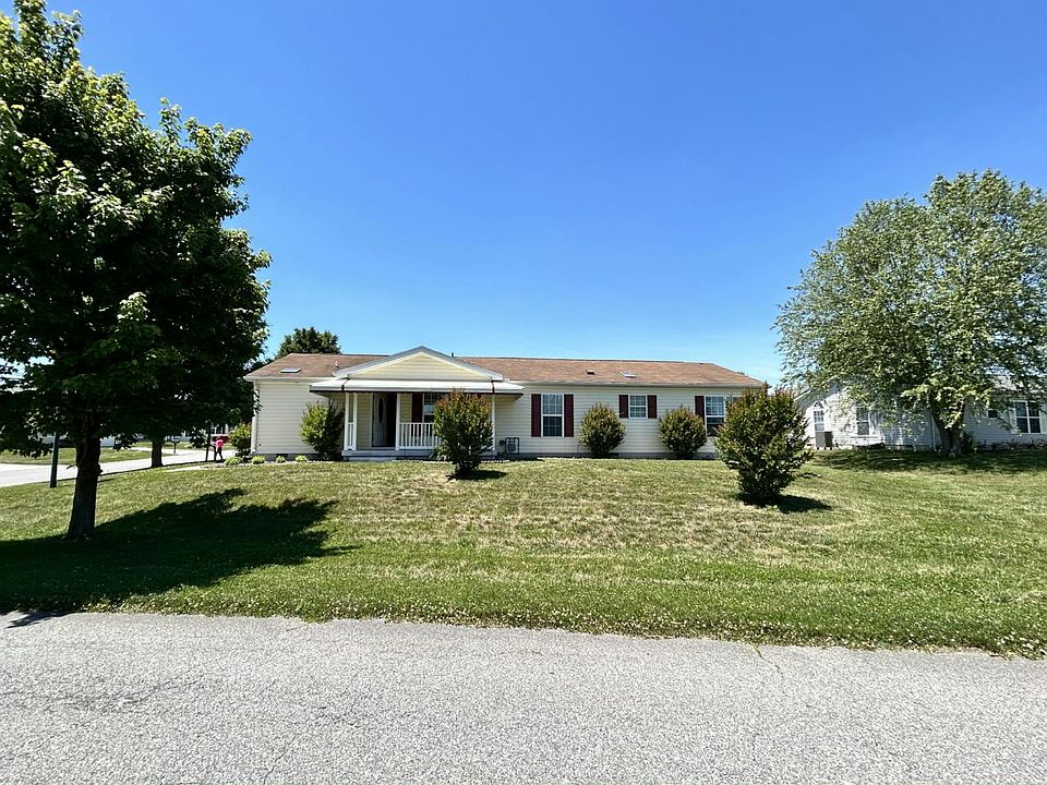 1st image of 12 Catts Ln #21