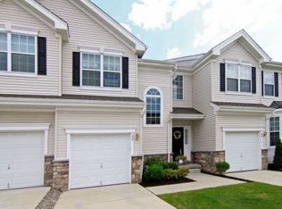 22 Highgrove Ct #2, Thorofare, NJ 08086