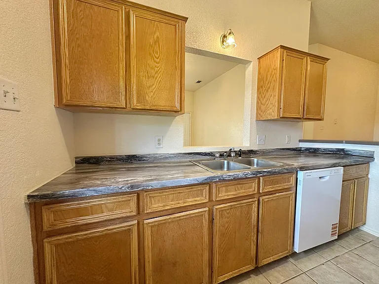 4201 Alleeta Dr — Photo 11