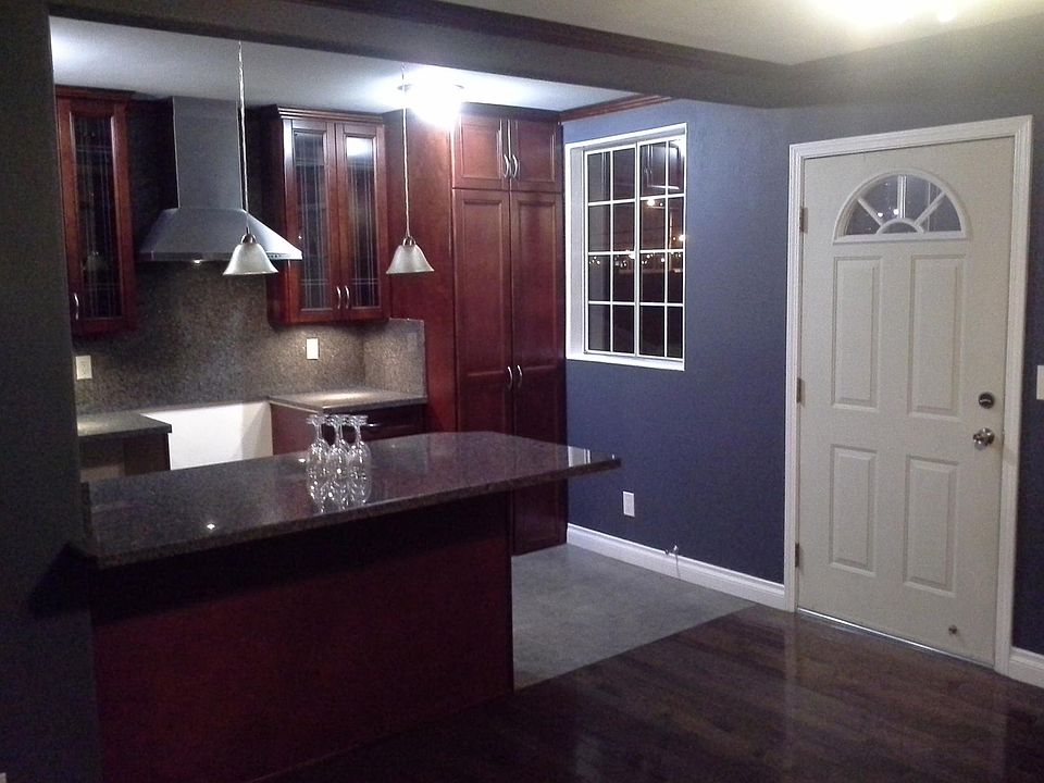 1st image of 1128 S Fetterly Ave