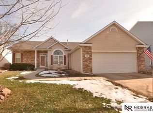 1207 S 196th St, Omaha, NE 68130