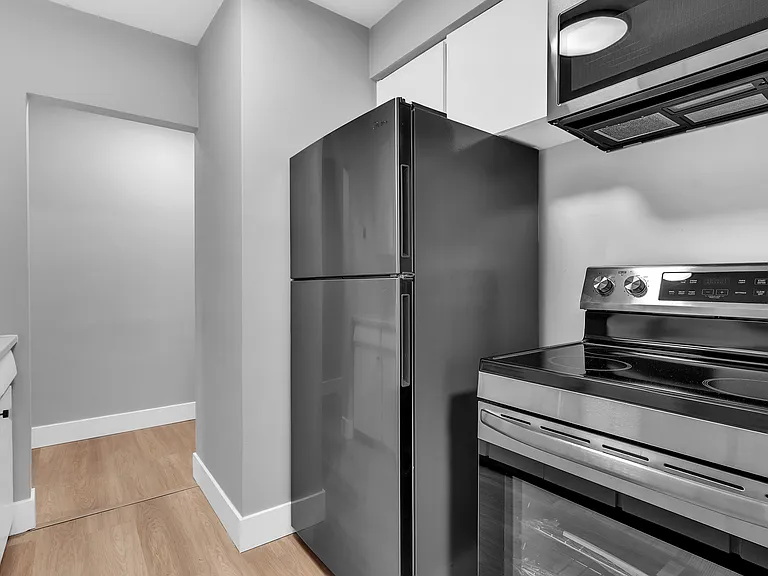 104 Devonshire Ave #301 — Photo 13