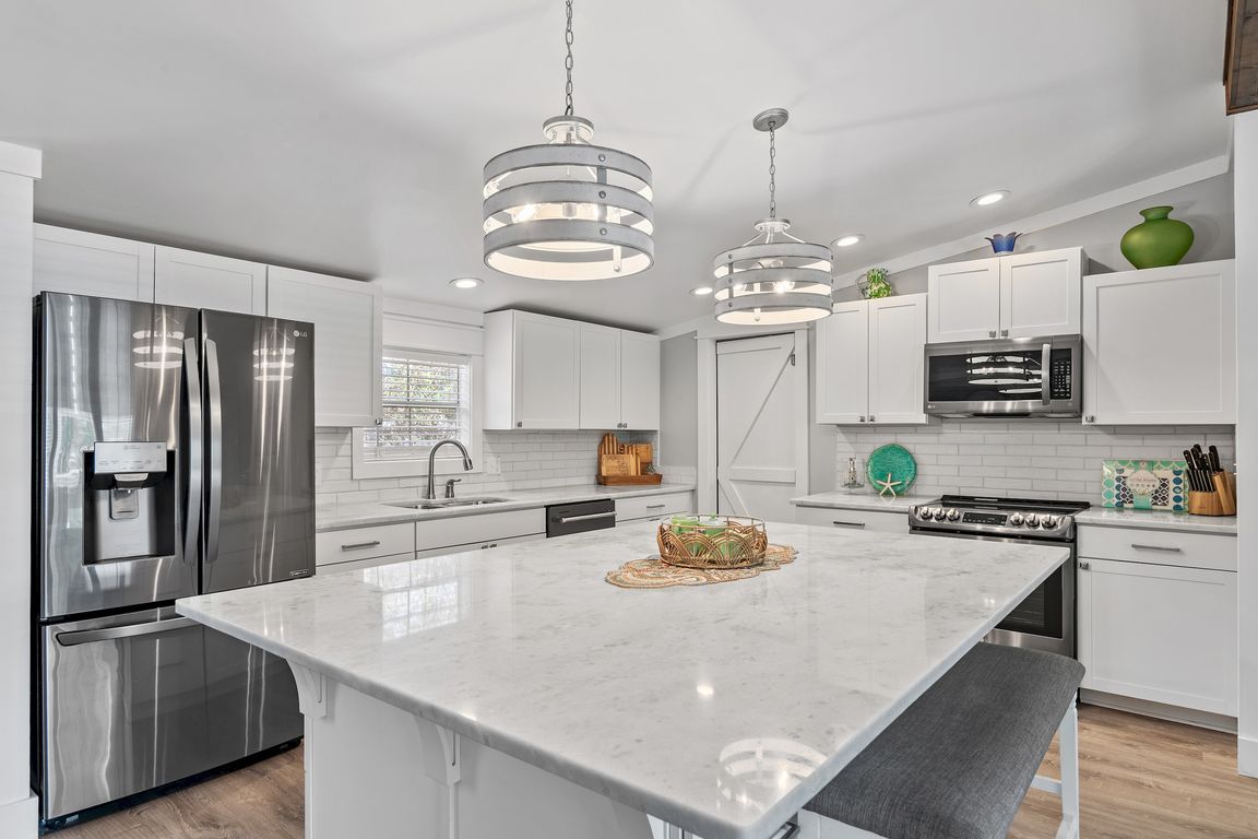 next background image