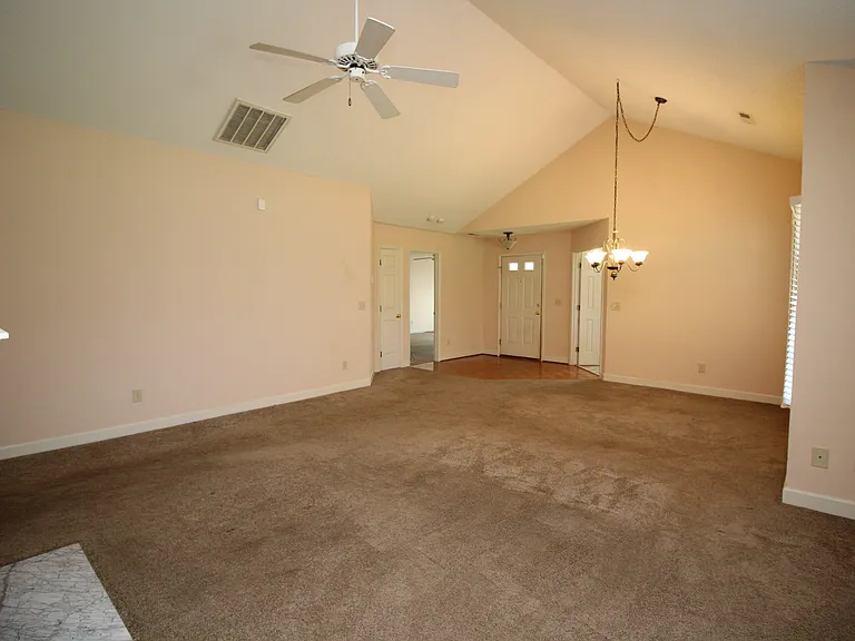 33 Cedar Knoll Dr — Photo 12