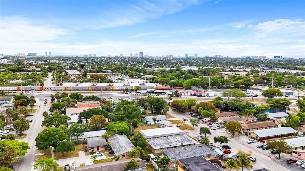 330 Avondale Drive, photo 4