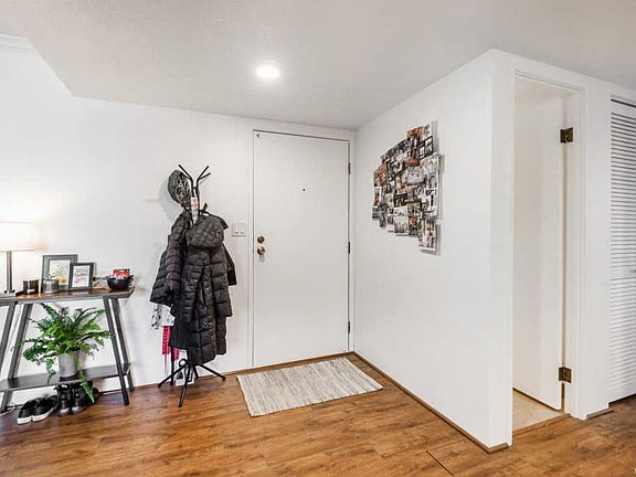 5th image of 241 N Vine St W #708E