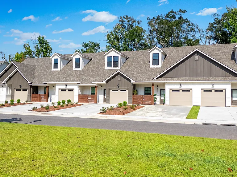 Cedar Grove Townhomes WT — Photo 11