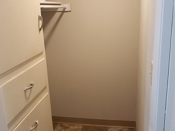 2nd image of 2415 11th Ave N #8