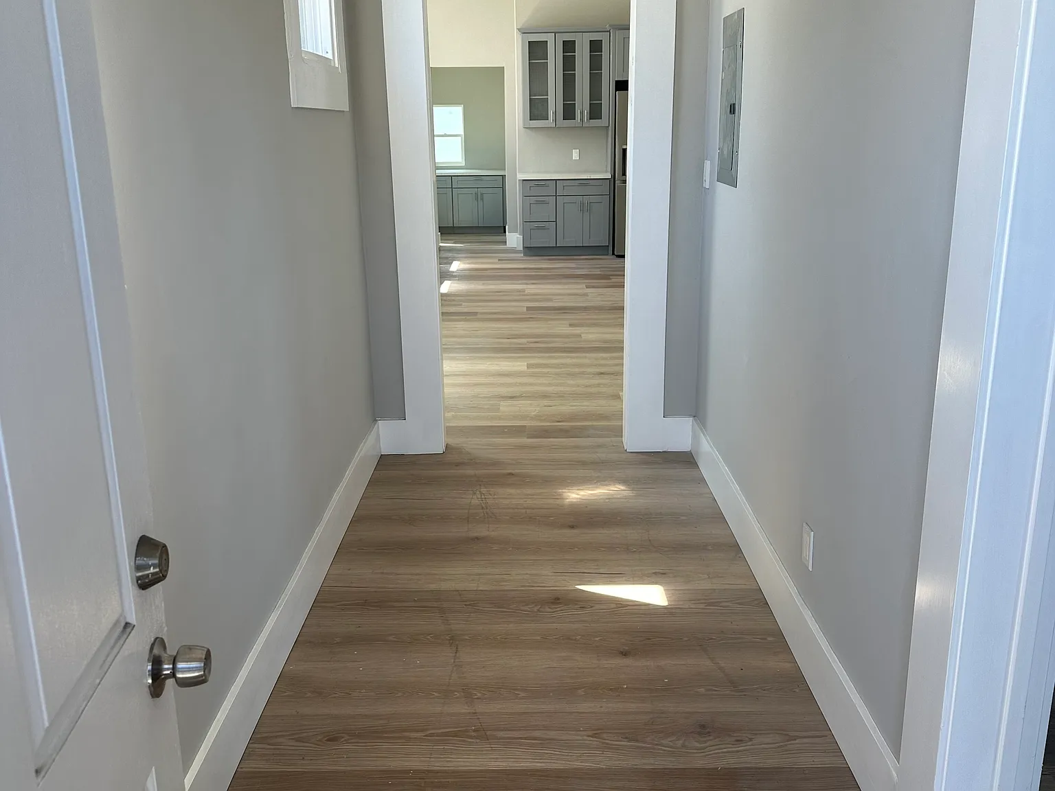 4 bed, 1250 sqft, $825 — Photo 1