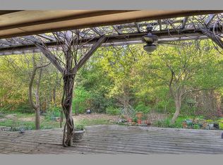 1409 Bayou Rd, Grapevine, TX 76051