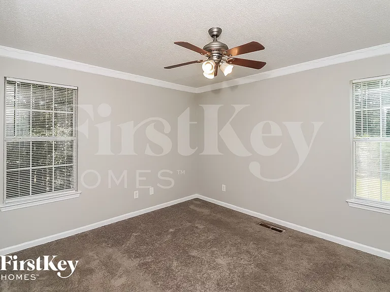 45 Collins Ln — Photo 13