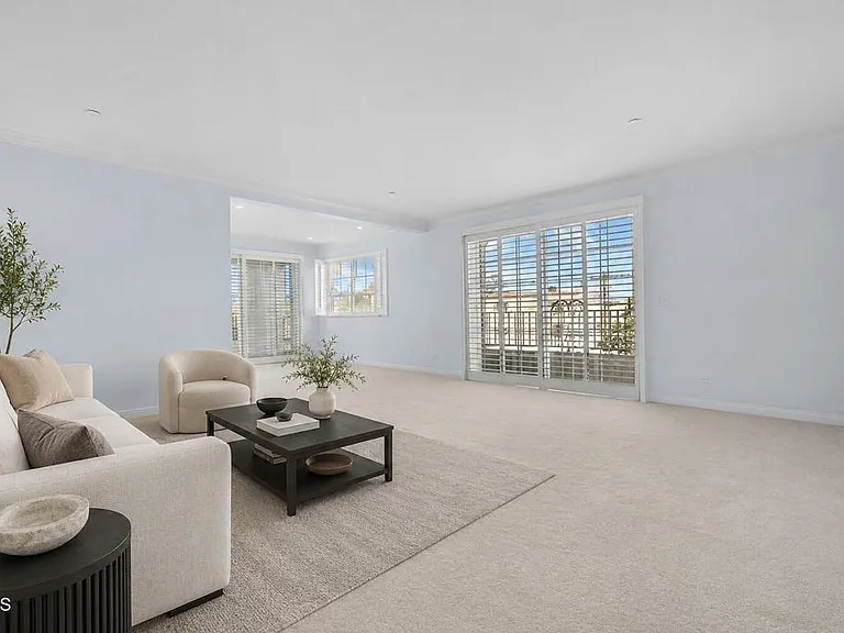 1830 Pelham Ave #301 — Photo 5