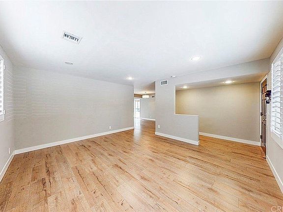3rd image of 6613 Sheltondale Ave