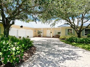 2105 W Beachside Ln, Vero Beach, FL 32963
